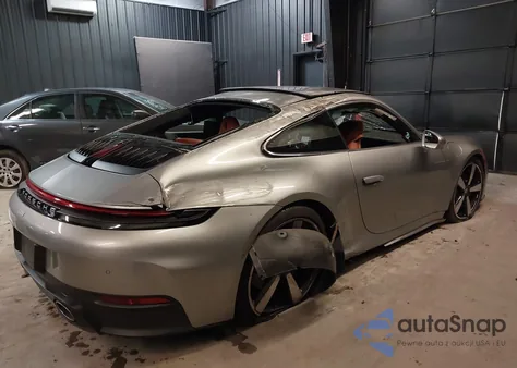 2025 Porsche 911 Carrera/Carrera T из США, поврежденный, VIN WP0AA2A90SS207246